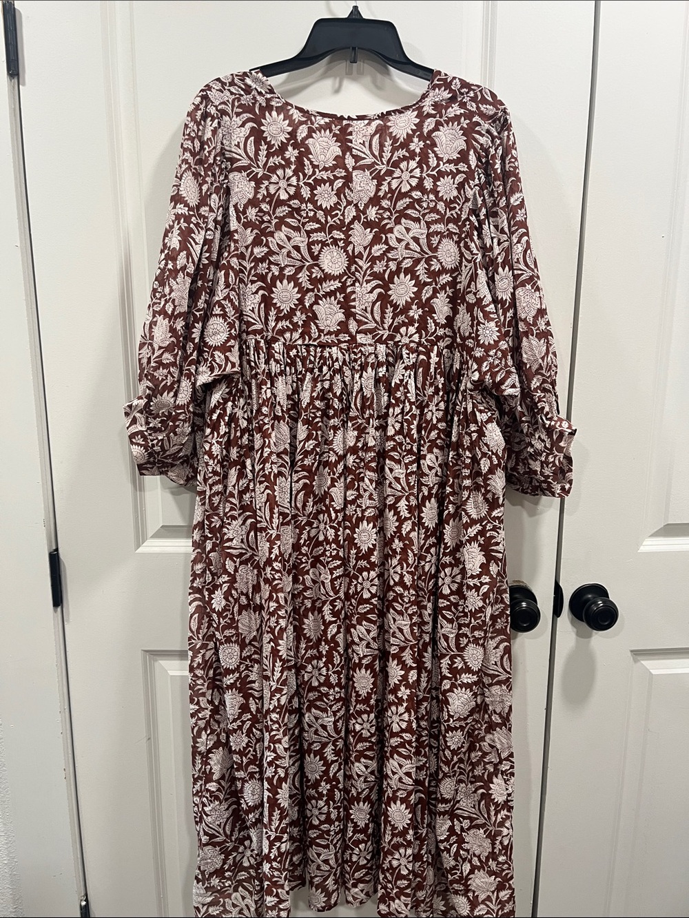 Daughters of India Kyra Dress in Brown XL - Picture 3 of 8